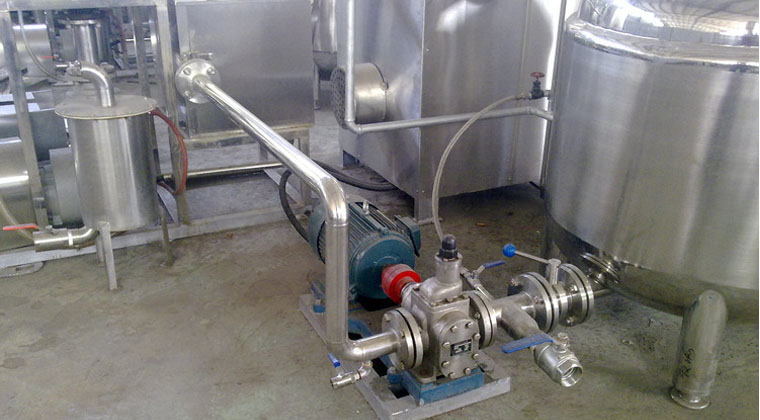 YCB不銹鋼保溫圓弧齒輪泵產(chǎn)品現(xiàn)場展示 YCB不銹鋼保溫圓弧齒輪泵產(chǎn)品現(xiàn)場展示